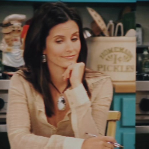 Reuniting on Set: Matthew Perry and Courteney Cox in Cougar Town