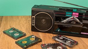 Lirik Lagu Ku Tak Bisa - Maulana Ardiansyah feat. Ochi Alvira