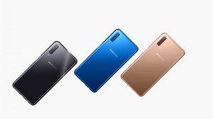 Colors to express yourself! The Samsung Galaxy A7 offers three of the most premium colors to enhance your appearance. Tell us which one suits you most. Grab yours now: http://bit.ly/2F7mNHV | Samsung