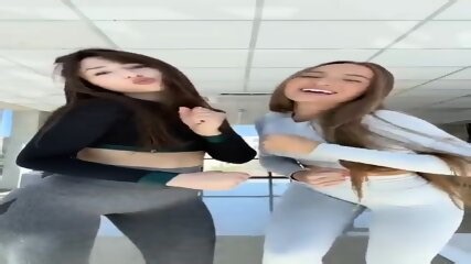 TikTok Hot Dancing Babes Compilation - EPORNER