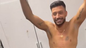 Katya Jones shares behind the scenes vids of Strictly final