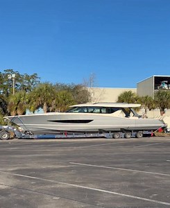 1.4M views · 8.5K reactions | HAPPENING NOW: Watch out for the police escort for this 67’ SCOUT ️ coming down I-26 eastbound towards Charleston. I’m told it’s going to overseas. It has 5 outboard motors! Scout Boats | Trooper Bob - ABC News 4 Traffic Tracker | Facebook