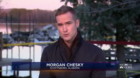 At least 8 dead in Alabama marina fire that destroyed 35 boats