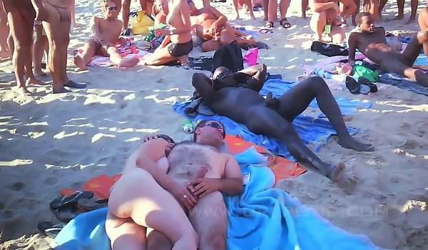 the swingers beach