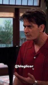 92K views · 40K reactions | A todo lo que tenga pulso 喙 Two and a Half Men Latino T4 E8 #doshombresymedio #maracaibo #puertoordaz #caracas #venezuela | Blog Licor | Facebook