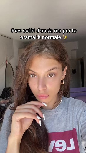 How to Insert Earrings Properly: A Step-by-Step Guide