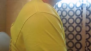 talking shit while taking a shit