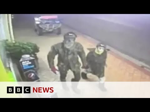 New Zealand fugitive Tom Phillips shot dead by police and his missing children found | BBC News