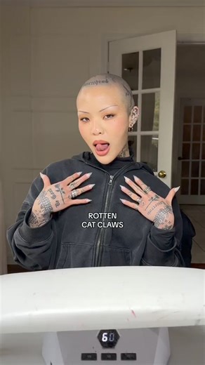 cat claw nails inspired by marggie and done by elise #catclawnails #gelxnails #nailideas | Coast Reports