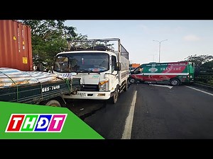 Va chạm giao thông liên hoàn giữa 5 xe ô tô | THDT