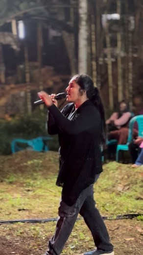 On stage❣️ Punnad Polika - -#instagram #goviral #punnadpolika #valakilukkana | Anusree Punnad