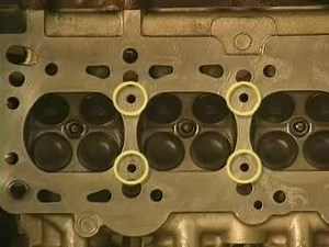 Purpose and function of the PCV (positive crankcase ventilation) system | Autocorrect - The Garage