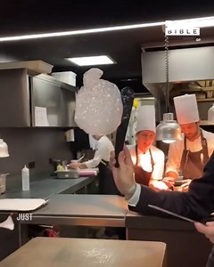 832K views · 1.7K reactions | The bubble cloud releases an 'aromatic rain' on the plate  | LADbible Australia | Facebook