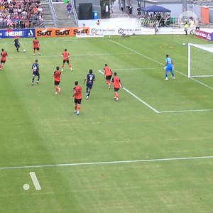 5K views · 299 reactions | The cross from Mauragis  and the header from Zawada 朗  | Wellington Phoenix FC | Facebook