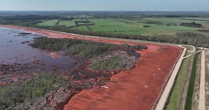 lama vermelha, resíduos de bauxite, resíduos: vídeo stock (100% livre de direitos) 3793631003 | Shutterstock