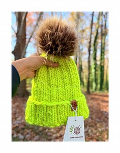 Hand Knit Merino Wool Beanie: Apple Green, Faux Fur Pom - Etsy Canada