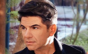 Νίκος Κουρκούλης – Έλυνε και Έδενε: Νέο τραγούδι