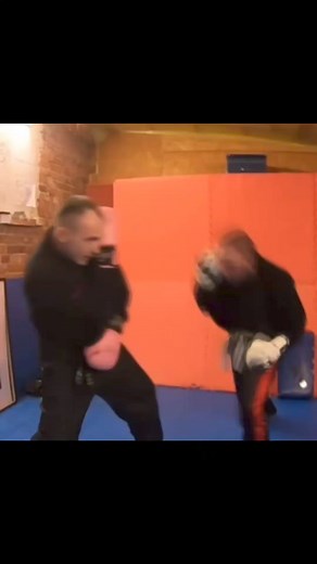 5.3K views · 163 reactions | Systema Combat - Real Fight #selfdefense #martialarts #systema #realfight #combo Muzyka Chester Robson Glinski @liderzy wśród fanów | Akademia Sztuk Walki - Mistrza G rz e g o rz a | Facebook