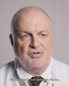 La Cure är resultatet av en unik expertis inom fytokosmetologi, den innehåller ett kraftfull koncentrat av växtextrakt som fungerar på cellernas energicykel. Formeln är rik på Ginko Biloba extrakt, Rotstamextrakt av doftviska och socker-och pionextrakt 🌱 | Sisley Paris