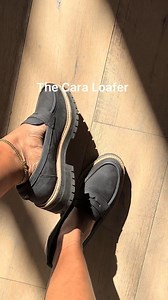 Welcome Spring! Tu armario de primavera luce mejor con los mocasines Cara. Perfectos para elevar cualquier look y cómodos para caminar por la ciudad. #TomsShoes #TomsSpain #Primavera #Comodidad | TOMS