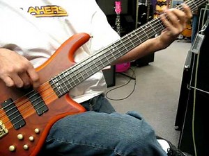 Schecter Stiletto Studio 5 Bass