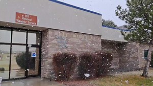 This was the scene at NWS Boise just before 2 PM with very large aggregate snowflakes (almost 2" wide!) falling. The warm temperatures limited accumulations to only 0.2". Snow continues to fall south/east of Boise towards Twin Falls, resulting in localized travel impacts. | US National Weather Service Boise Idaho