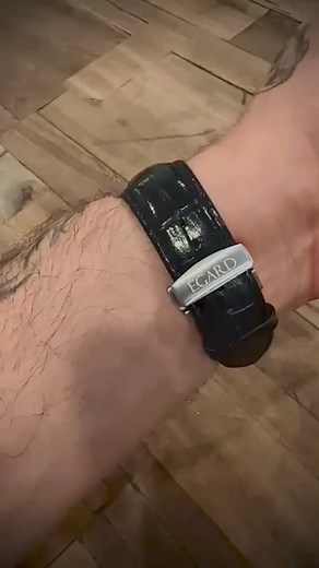 Tired of ordinary timepieces? Elevate your wrist with Égard. Our watches are meticulously crafted to blend innovation with timeless elegance. Experience the future of luxury. Don't settle for less. Shop now and redefine your style. ⌚️ #EGARD #LuxuryWatches #MensFashion #WomensFashion #TimelessElegance #Innovation #PrecisionTimepiece | Égard Watch Company