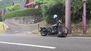 From Japan 🇯🇵 #chopper #choppers #bobber #bobbers #choppertown #chopperlife #vintagemotorcycle #bonrun #basaramc #oldschool | 𝑯𝒆𝒍𝒎𝒆𝒕𝒔 𝑴𝒐𝒕𝒐𝒓𝒃𝒊𝒌𝒆