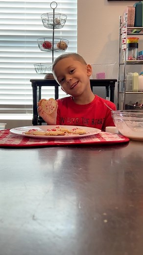 8.4K views · 104 reactions | Cooking with Kae 六‍ today he made mini...