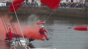 This is the moment two British Army parachutists collided dangerously, yet spectacularly, at a recent airshow. | storyful