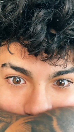 Te extraño. | Naim Darrechi Singer