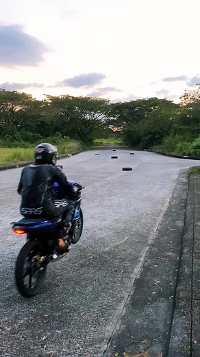 ✊🏼 BM111PowersportsCo SEC Motosupply | Deo Pondoc