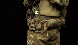 Airsoft Flashlight Flashbang Plastic Grenades Toy Model Emergency Camping Lamp Portable Lantern for Tactical Army Fans Cosplay