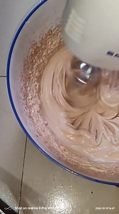 অল্প খরচে বাসায় বানিয়ে ফেলুন চকলেট ড্রিম কেক। | Santa Cooking Studio | Facebook