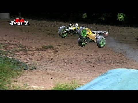 Hobao Hyper 9 Nitro 1:8 scale buggy bashing and jumping at DIOT offroad Track RC offroad adventures