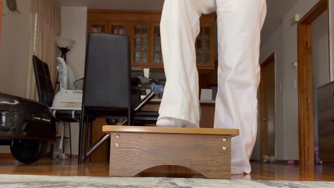 Y&M One Step Stool for Adults & Seniors, Waterproof HDPE Bedside Support Step Stool with Non-Slip Foot, 5.6" Heavy Duty Bed Step for High Beds, Bedroom, Office, Kitchen, Living Room – Rustic Brown