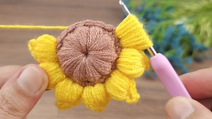 6.4K views · 32 reactions | sunflower**•!! very easy pouf pouf crochet sunflower making. you will love it #crochet #knitting | Crochet design hobby | Facebook