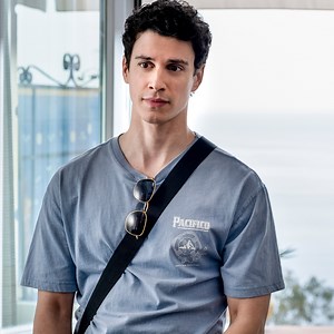 Why Adam DiMarco Had a Crush on “Everyone” in the White Lotus Cast