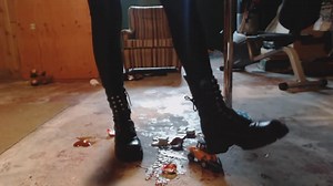 Big Boots Crush Sauce Packets & Toys