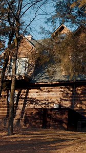 Are you ready for a change of pace? Our Ozark cabin is the answer!🌲 Picture yourself unwinding in this cozy 3 bed, 2 bath retreat surrounded by nature's tranquility. From the crackling fireplace to the expansive balcony views, every moment promises relaxation and adventure. Tap the link to to learn how to make this ultimate escape yours! https://bit.ly/1Cozark | One Country