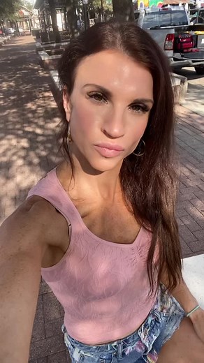 Your feelings have been lying to you and you have been listening …hence to why you’re stuck🤷🏻‍♀️￼ #womensfitnesscoach #transformation | Sarah Mae Scofield