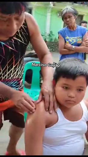 95K views · 1.8K reactions | Shoulder dislocation Kung may nakaka kilala po sakanya, maaari po bang paki mention sya. Nang makamusta po natin si balong #narcisogayap #trendingreelsvideo #trending #fblifestyle | Narciso Gayap | Facebook
