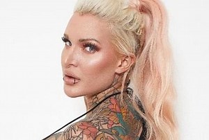Alexxa and Duncan Saint go Hard - AlexxaVice Official Profile | LoyalFans