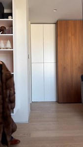 #Fauxfur or my #vintagefur ? I’d never buy real fur again!! but throwing away a vintage piece feels more irresponsible than giving it a second life! Thoughts? 👇🏻 | Unofficial: Style