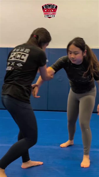 Drilling takedowns at UCLA. Go Bruins 🐻 #CatchWrestling #CACC #CatchAsCatchCan #Wrestling #Grappling #NoGi #MMA #Sanda #Sambo #Shuaijiao #Judo #LutaLivre #KeepRealWrestlingAlive | Catch Wrestling Alliance