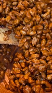 My "COUCHOUS" caramelized peanuts: the perfect snack by @CedricGrolet #cedricgrolet #lemeurice | BakeDeco Kerekes