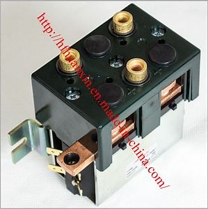[Hot Item] DC-182b-7 24V Contactores de CC Zjwt100A para Albright DC88-317t Tipo de contactor Carrito de golf Carretilla elevadora Contactores de avance y retroceso
