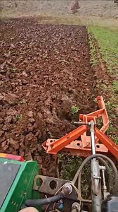 Lokacija #Pazin #Istra, traktor john deere 65ks i plug lakovic 12cola | TRAKTORI . HR