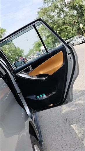 INNOVA CRYSTA INTERIOR