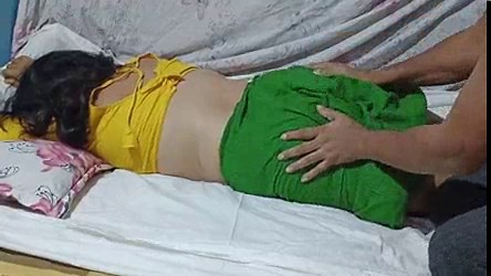 Busty Desi Housewife Enjoy Her hot Boob Press